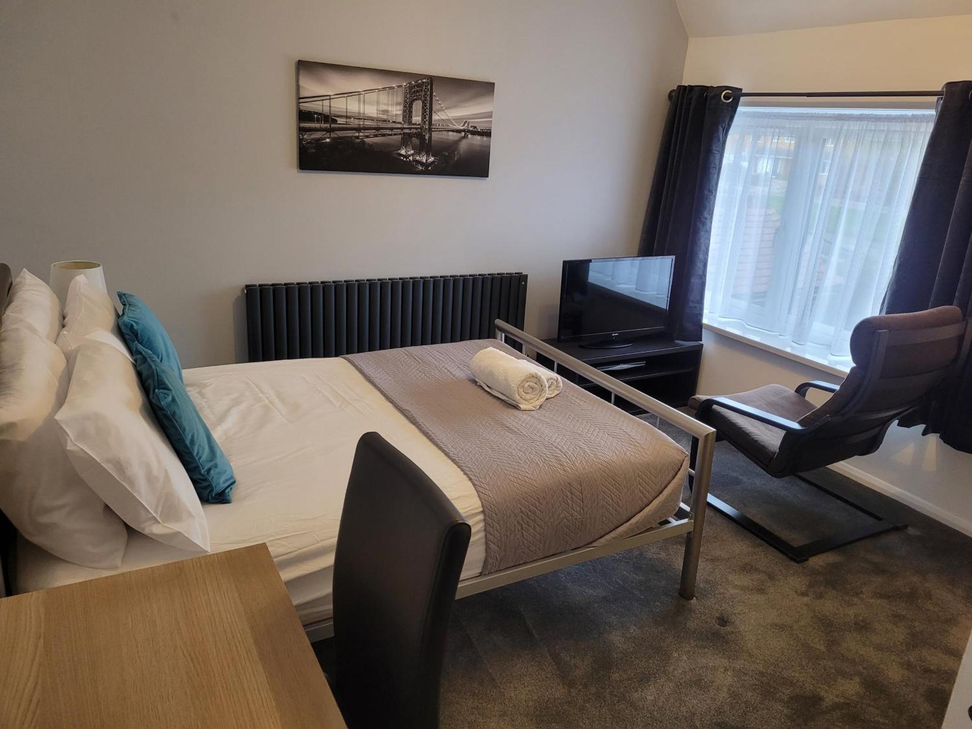 Silvertree Lodge - 2 Double Bed Flat With Parking Hemel Hempstead Buitenkant foto