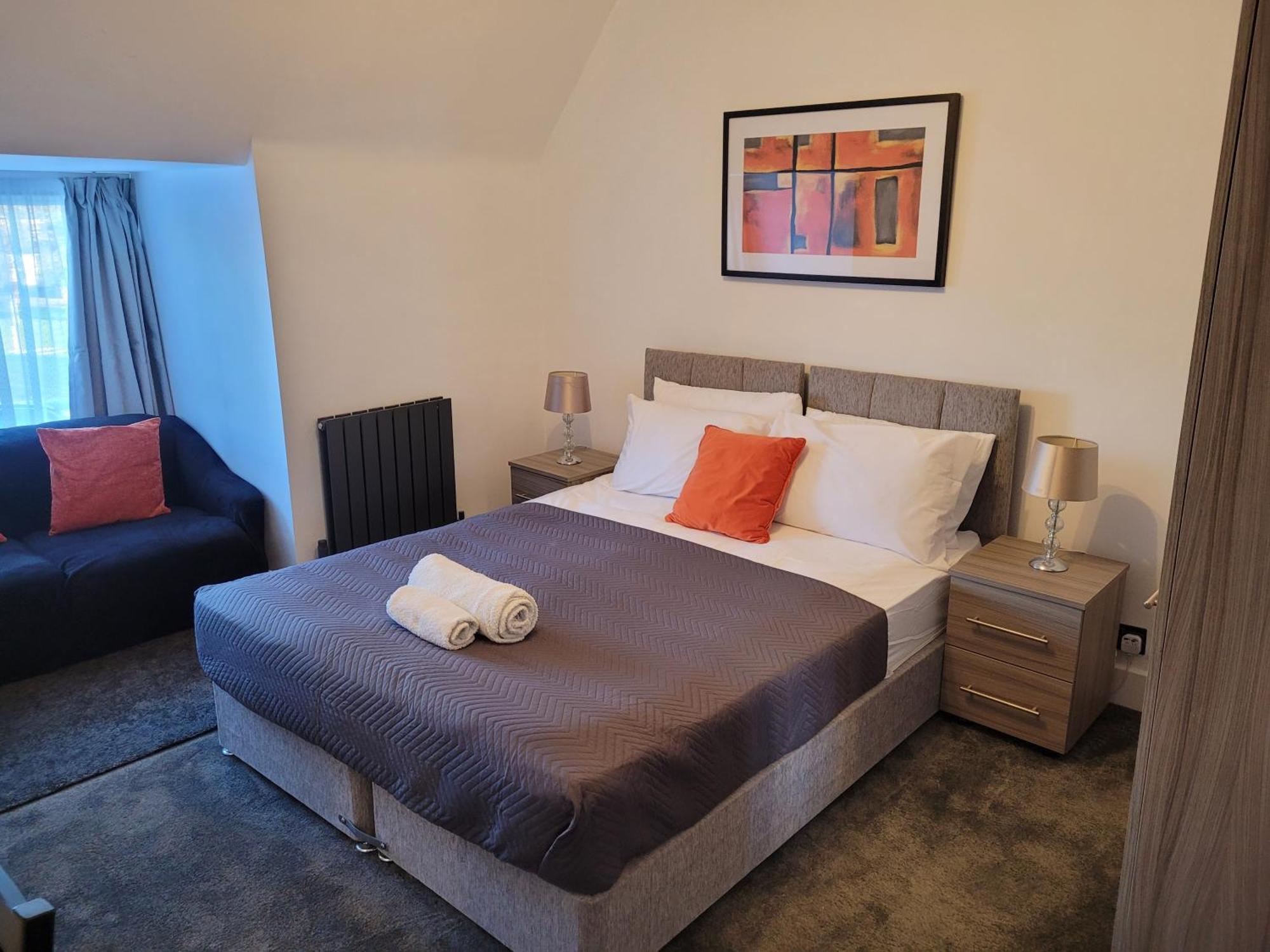 Silvertree Lodge - 2 Double Bed Flat With Parking Hemel Hempstead Buitenkant foto